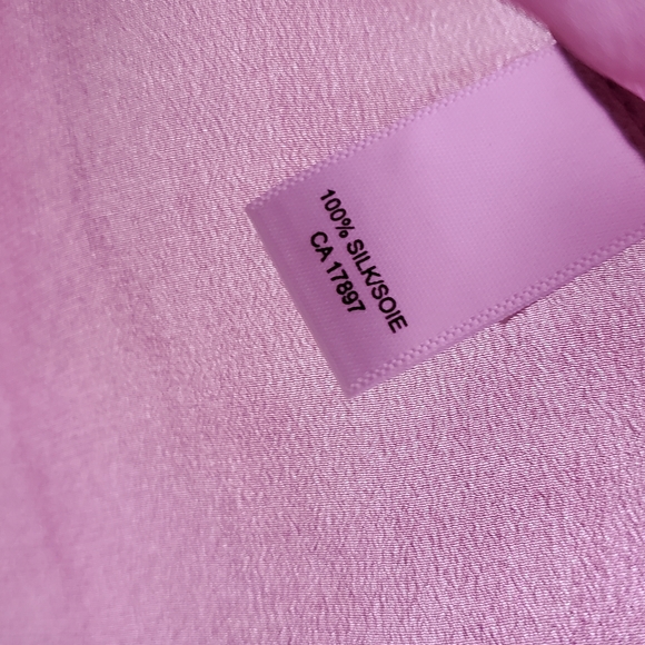 Banana Republic purple 100% Silk petal Sleeve Blouse Size XS with ruffle detail - Picture 6 of 6